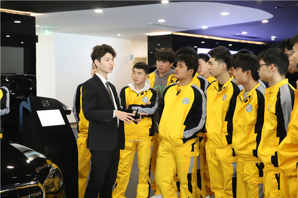 企業研學游 | 將課堂搬進企業,深入了解未來就業情況